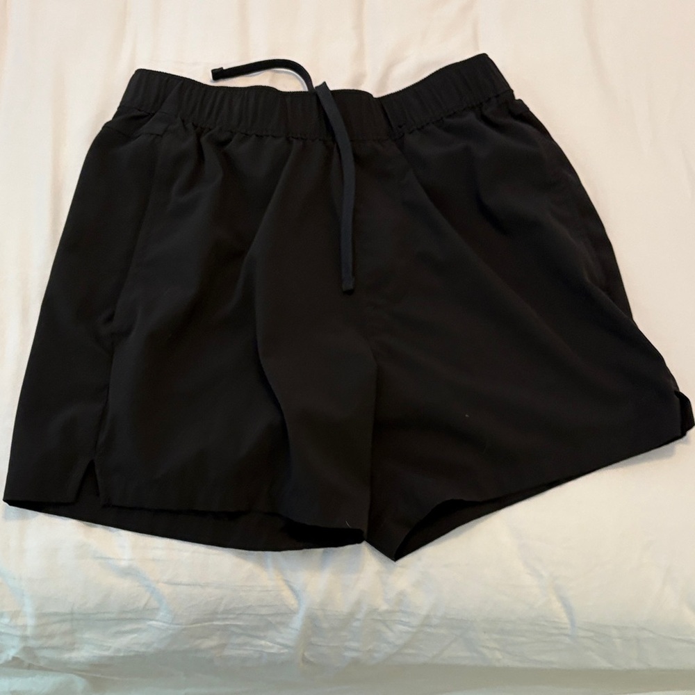 Black men’s shorts